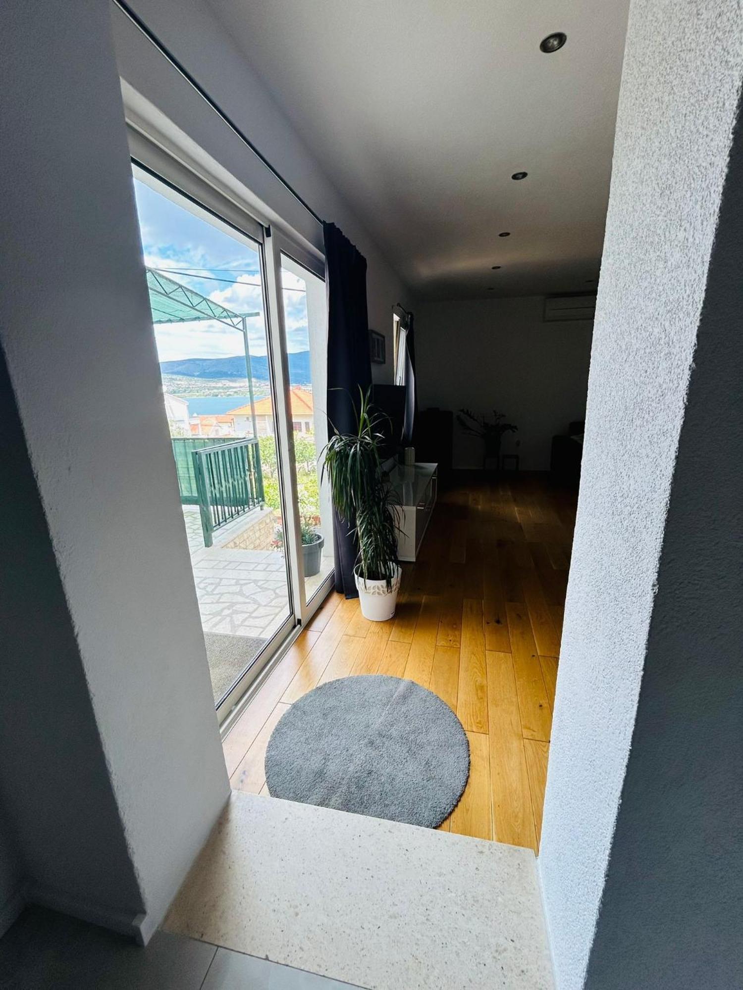 Apex Luxury Apartman 트로기르 외부 사진