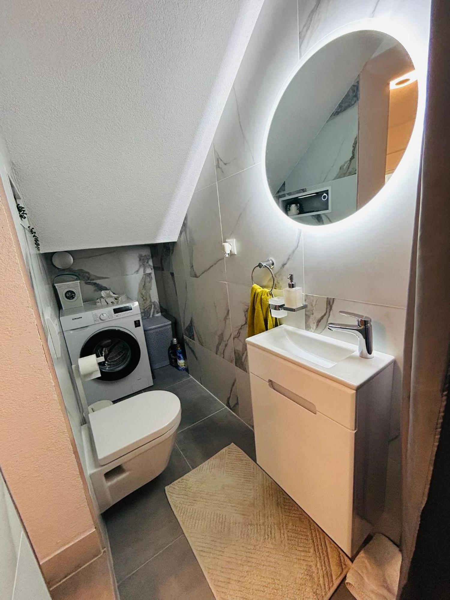 Apex Luxury Apartman 트로기르 외부 사진